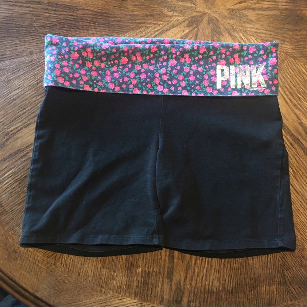 Victoria’s Secret Yoga Shorts Medium